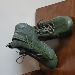 XIDISO Mens Fashion Sneakers size 10